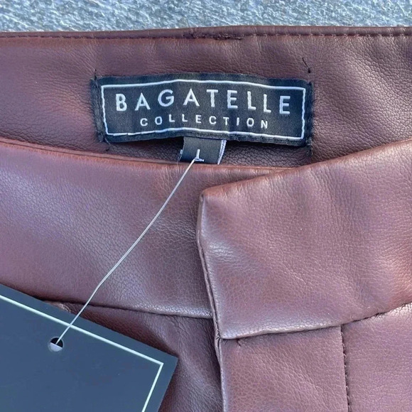 NWT - Bagatelle Faux Leather Cropped Kick Flare Leg Pants - Size L - Picture 3 of 5